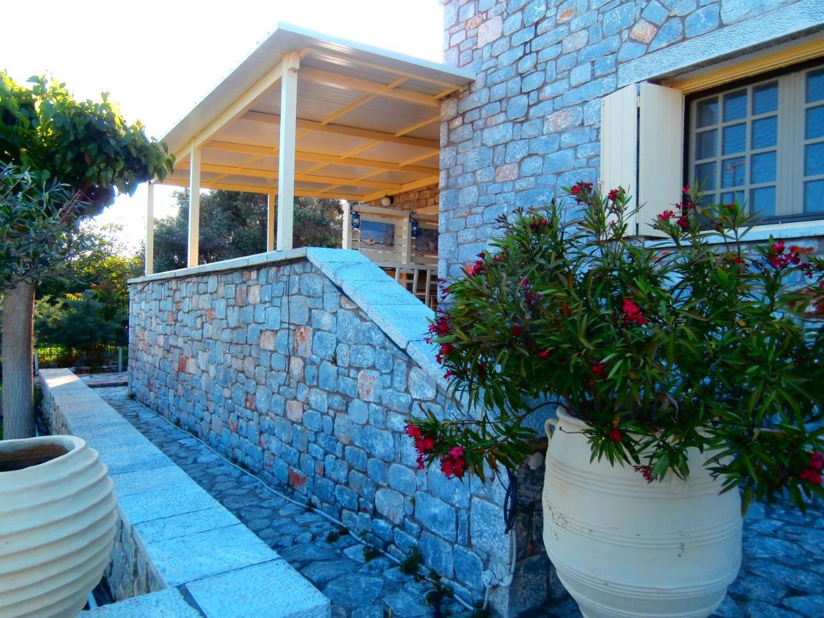 Villa Tzortzakos By Holiday Homes Mavrovoúnion Extérieur photo